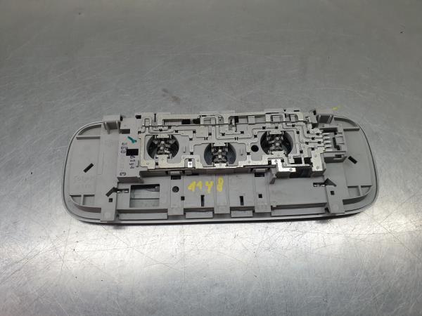 Plafonier frente VOLKSWAGEN Passat Variant (3C5) Imagem-1