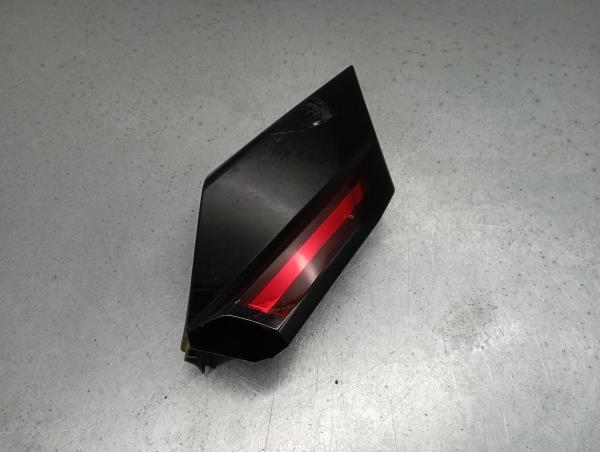 Réflecteur arrière Droite CITROËN C4 III Imagem-1