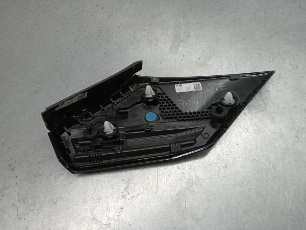 Réflecteur arrière gauche CITROËN C4 III Imagem-2