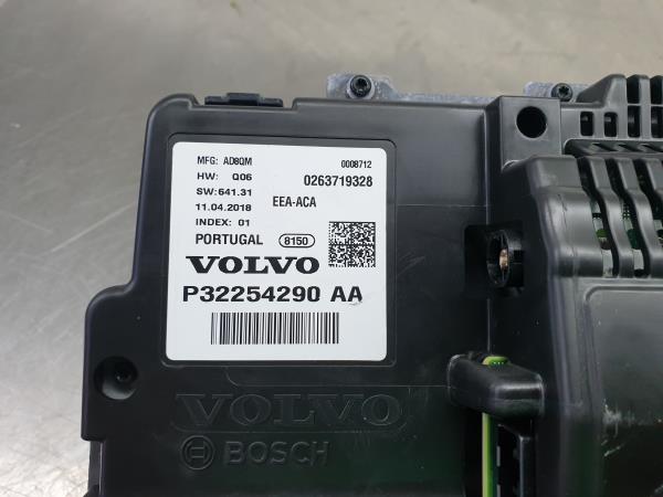 Quadrante / painel de instrumentos VOLVO V90 II (235) Imagem-4