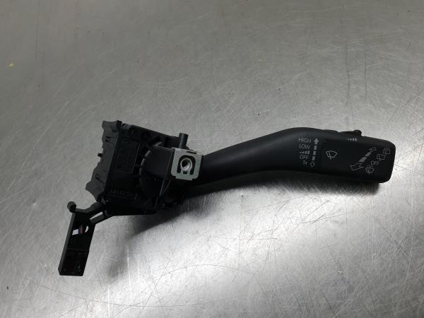Leva del tergicristallo VOLKSWAGEN Scirocco (137, 138)