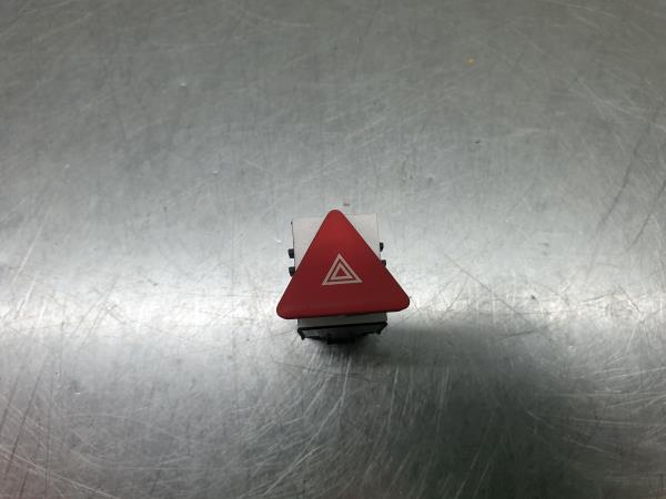 Pulsanti luci di emergenza VOLKSWAGEN Scirocco (137, 138)