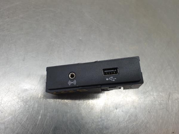 Módulo USB / AUX / IPOD SEAT Ibiza V (KJ1)