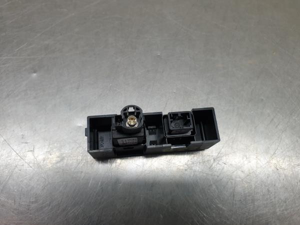 Módulo USB / AUX / IPOD SEAT Ibiza V (KJ1) Imagem-1