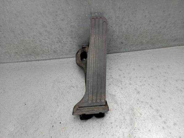 Pédale d'accélérateur VOLKSWAGEN Scirocco (137, 138)