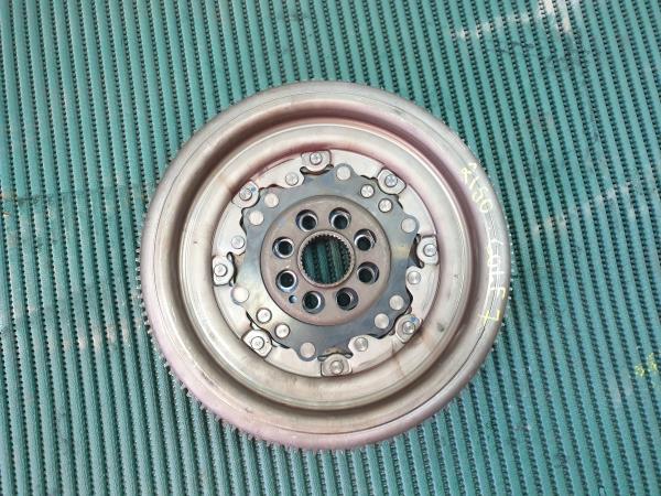 Flywheel VOLKSWAGEN Golf VII (5G1, BQ1, BE1, BE2) Imagem-1