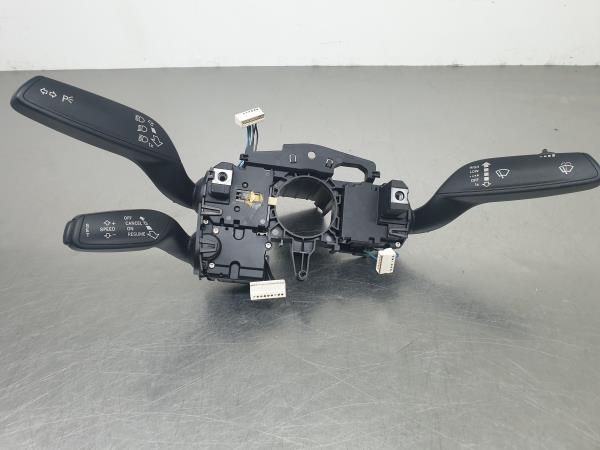 Light and wiper lever set AUDI A3 Limousine (8VS, 8VM)