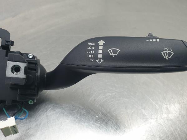 Light and wiper lever set AUDI A3 Limousine (8VS, 8VM) Imagem-4