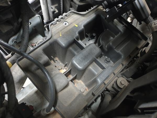Base / scatola della batteria KIA Sportage (QL)