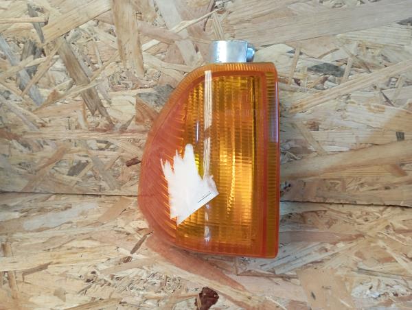 Clignotant avant Droite FORD Escort III (GAA)