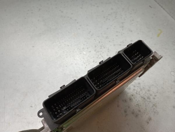 Centralina motor / ECU NISSAN NV200/Evalia Combi (M20) Imagem-2