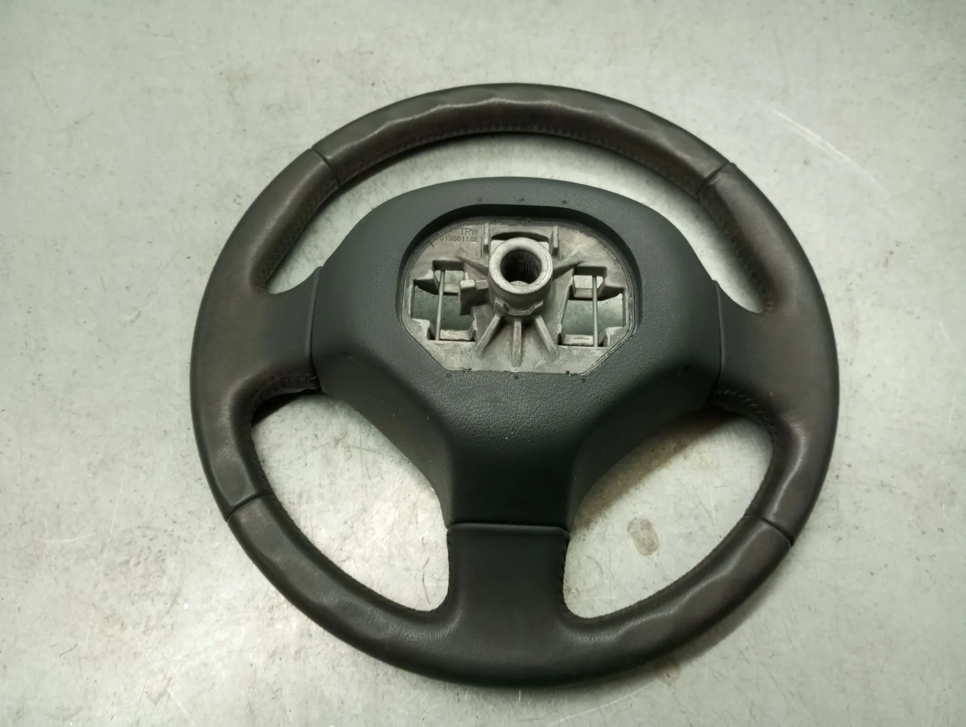 Volante PEUGEOT 3008 I (0U_) Imagem-1