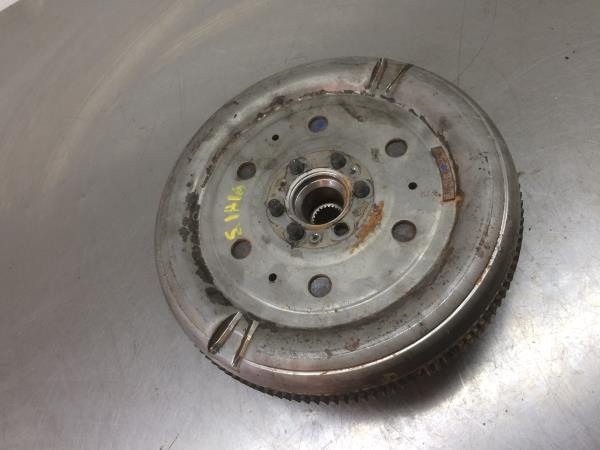 Volante do motor AUDI Q3 (F3B)