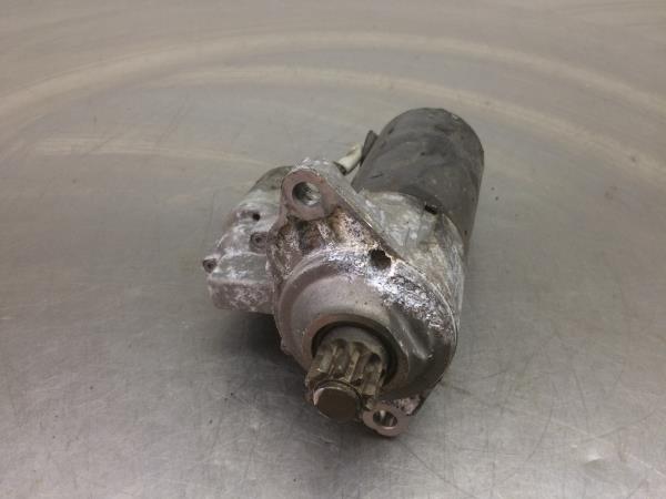 Motor de arranque VOLKSWAGEN Caddy III Kombi (2KB, 2KJ, 2CB, 2CJ) Imagem-1