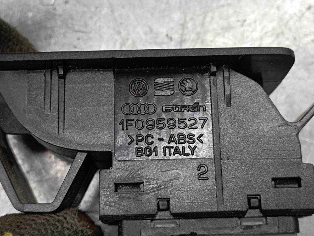 Mando / interruptor elevalunas delantero derecho VOLKSWAGEN Caddy III Kombi (2KB, 2KJ, 2CB, 2CJ) Imagem-4