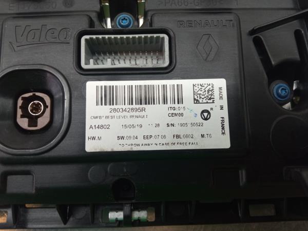 Kit Auto-rádio RENAULT Captur II Imagem-1