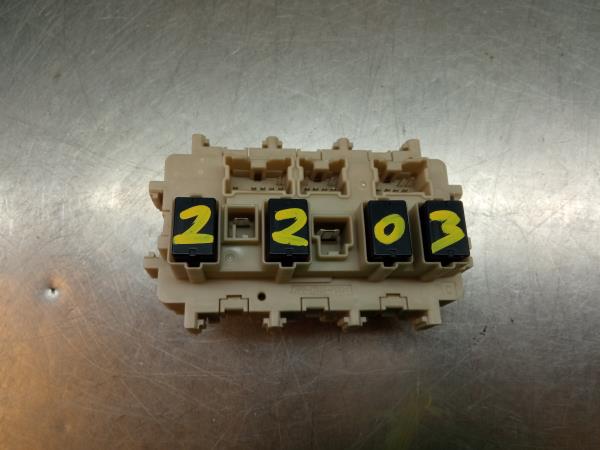 Caixa fusíveis / SAM / BSI RENAULT Kadjar (HA_, HL_)