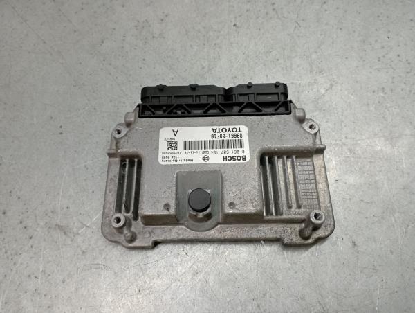 Centralina motor / ECU TOYOTA Yaris (_P13_) Imagem-1