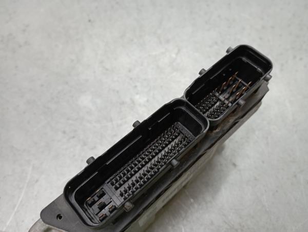 Centralina motor / ECU TOYOTA Yaris (_P13_) Imagem-2