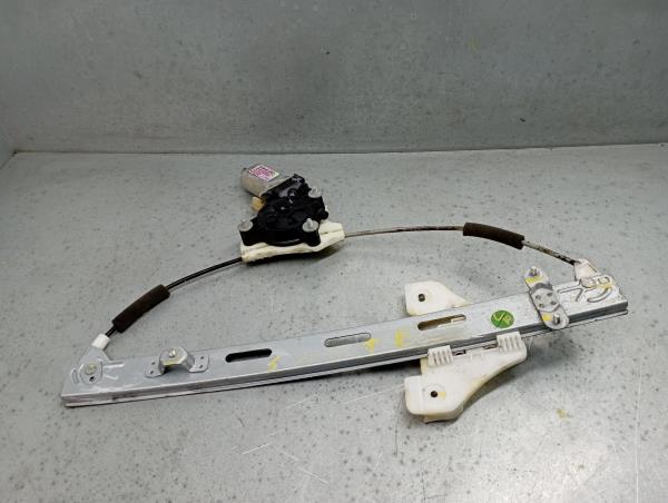 Elevador vidros trás esquerdo HYUNDAI i20 (GB)