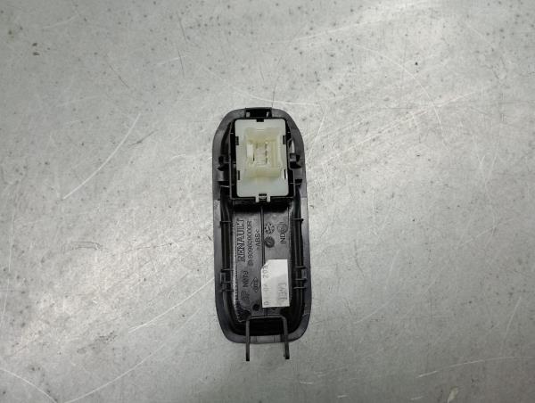 Mando / interruptor elevalunas delantero derecho RENAULT Kangoo III Express Imagem-3