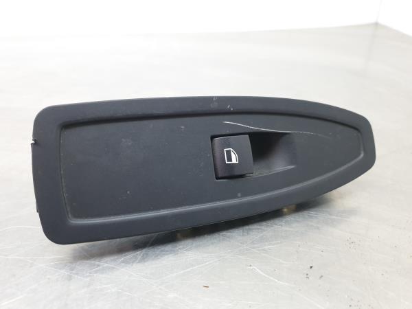 Mando / interruptor elevalunas delantero derecho BMW 1 (F20)
