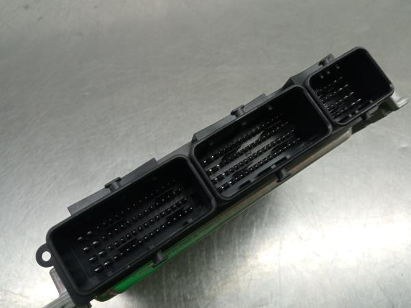 Centralina motor / ECU RENAULT Captur (J5_) Imagem-1