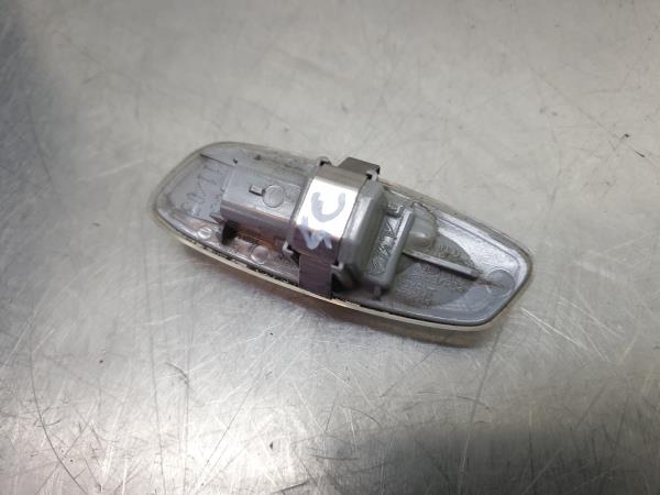 Clignotant avant Droite PEUGEOT 3008 I (0U_)