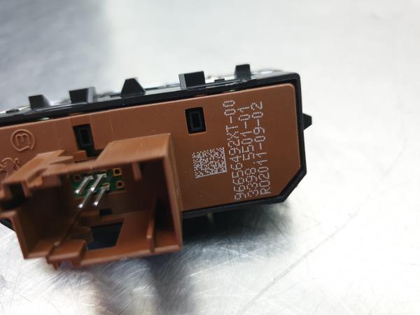 Commande / interrupteur multifonctions PEUGEOT 3008 I (0U_)