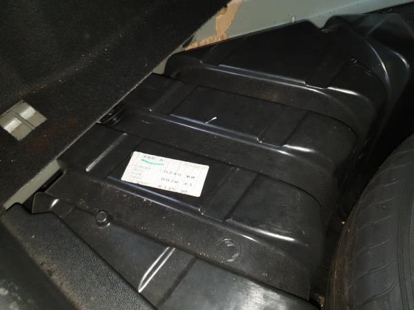 Base pneu suplente RENAULT Scénic III (JZ0/1_)