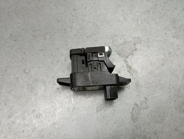 Botão / interruptor travão de parque RENAULT Arkana I Imagem-1