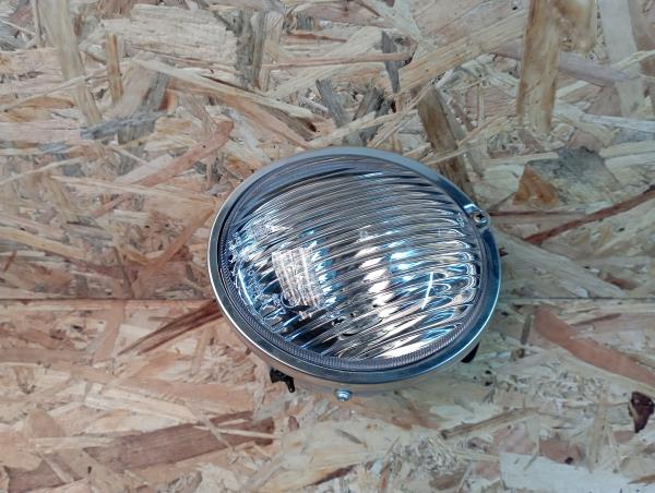 Feu antibrouillard Avant Gauche HYUNDAI H-1 / Starex (A1)