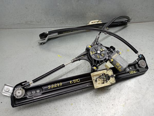 Elevador vidros frente direito SKODA Karoq (NU7) Imagem-3