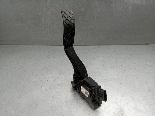Pedal acelerador SKODA Karoq (NU7) Imagem-2