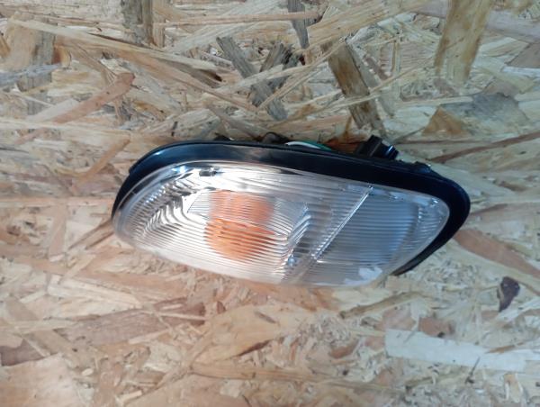 Right front Turn Signal NISSAN Navara Pick Up (D22) Imagem-2