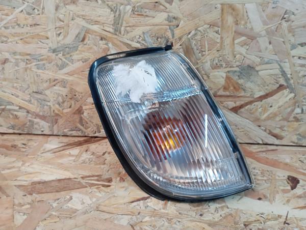 Right front Turn Signal NISSAN Pick Up III (D22) Imagem-1