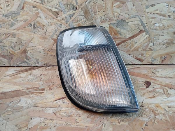 Right front Turn Signal NISSAN Pick Up III (D22)