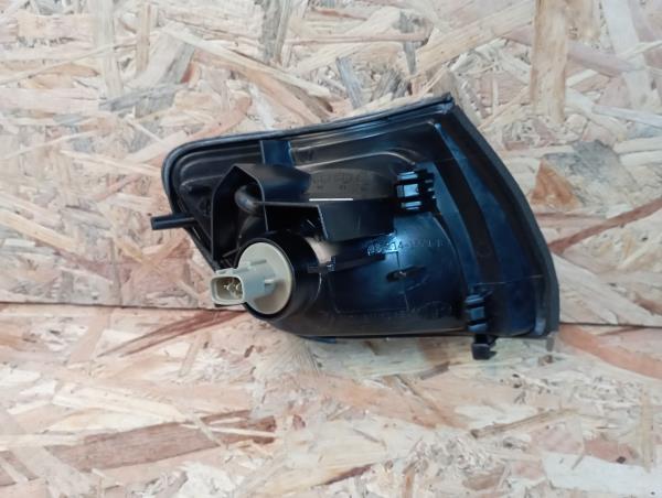 Freccia anteriore sinistra MITSUBISHI L 400 Combi (PD_W, PC_W, PA_V, PB_V, PA_W) Imagem-2