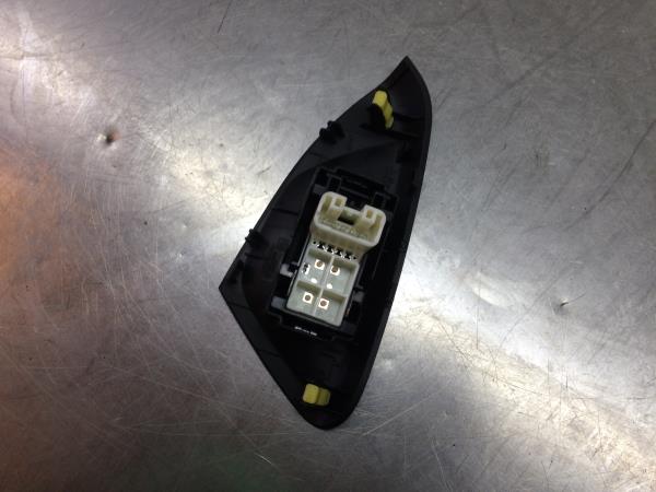 Mando / interruptor elevalunas delantero derecho TOYOTA Aygo (_B4_) Imagem-1