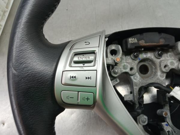 Volante NISSAN X-Trail (T32) Imagem-1