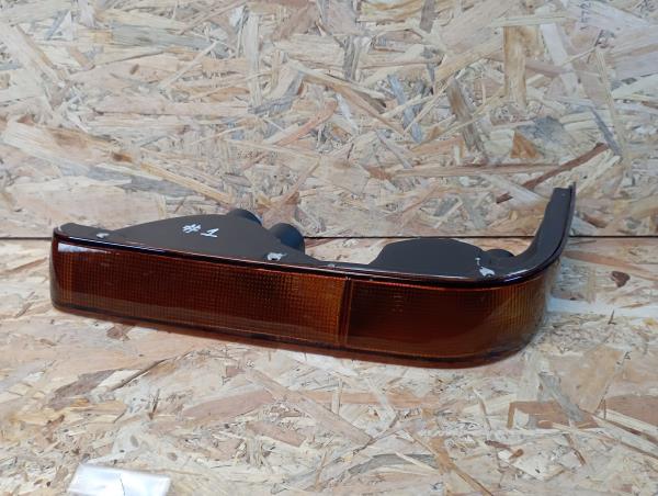 Freccia anteriore sinistra MITSUBISHI L 300 III Combi (P0_W, P1_W, P2_W)