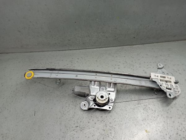 Left front window regulator NISSAN X-Trail (T32)