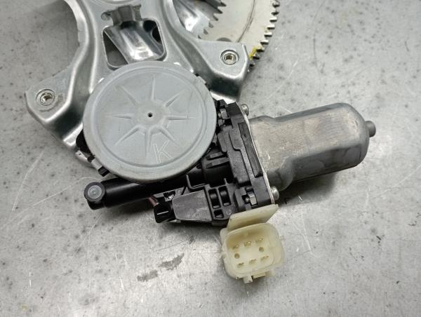 Elevador vidros trás esquerdo NISSAN X-Trail (T32) Imagem-2