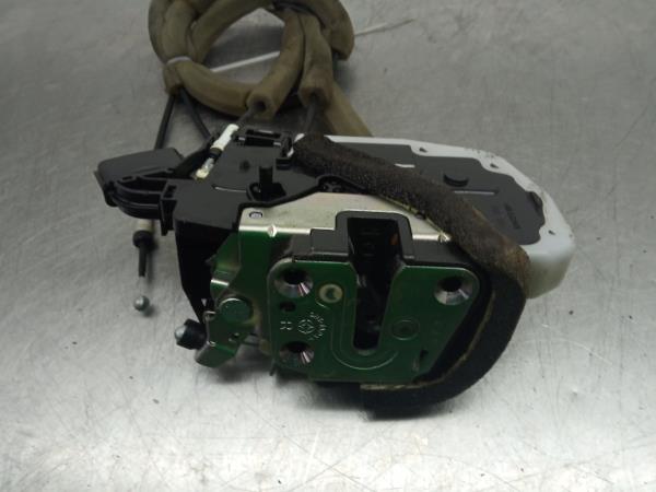 Cerradura / cierre puerta trasera derecha NISSAN X-Trail (T32) Imagem-1