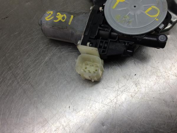 Elevador vidros trás direito NISSAN X-Trail (T32) Imagem-1