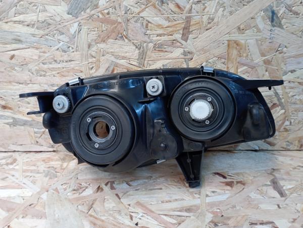 Óptica / faro Izquierdo TOYOTA Corolla Sedan (_E11_) Imagem-2