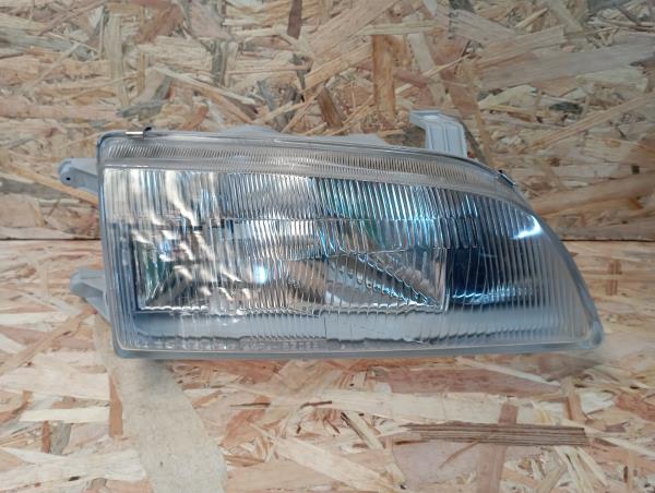 Ótica / farol direita SUZUKI Swift II (EA, MA)