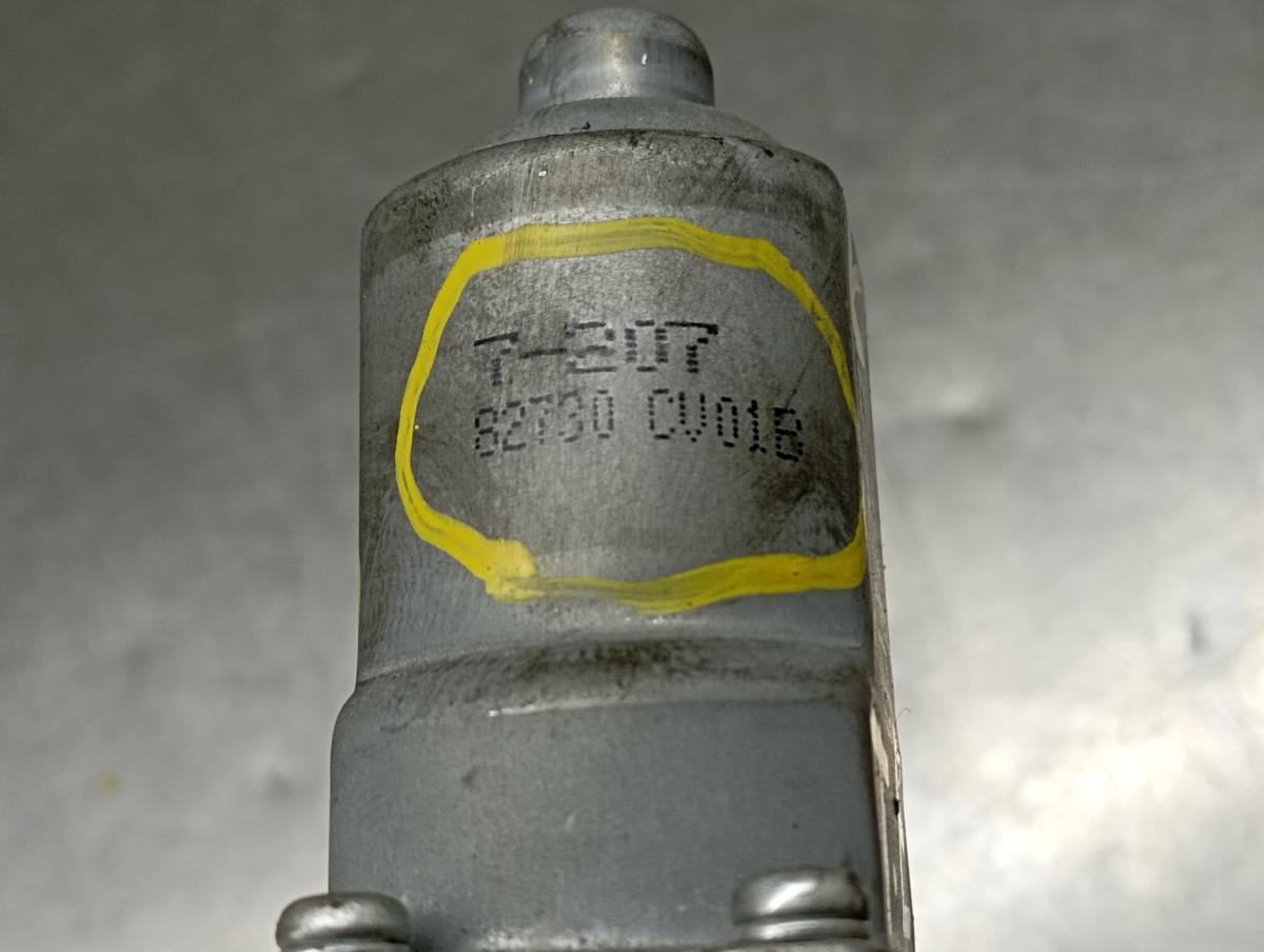 Elevador vidros trás esquerdo NISSAN Juke (F15) Imagem-3