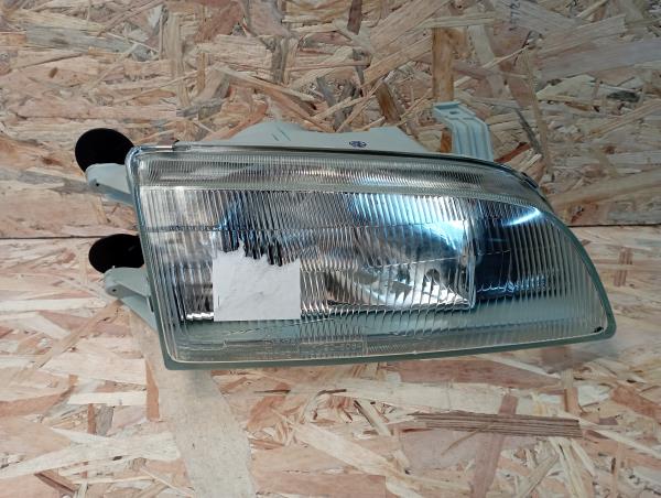Ótica / farol direita SUZUKI Swift II (EA, MA)