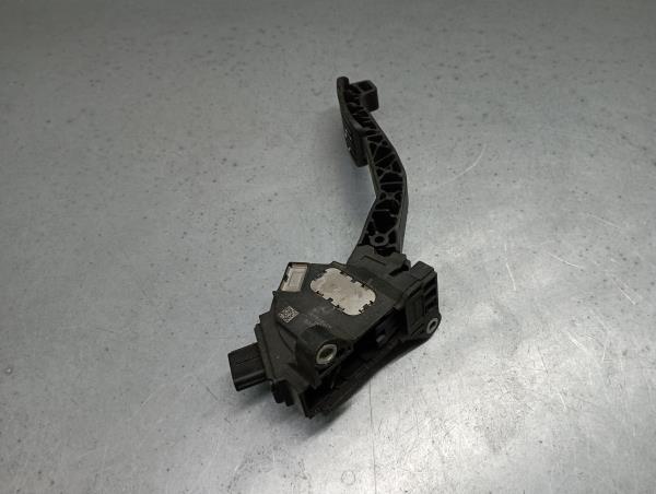 Pédale d'accélérateur TOYOTA Yaris (_P9_) Imagem-1